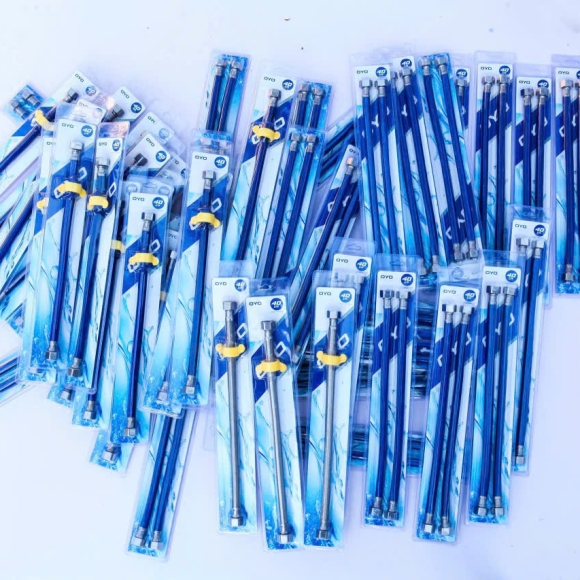 Dây cấp nước chất liệu cao cấp, độ bền cao., kích thước dây đa dạng